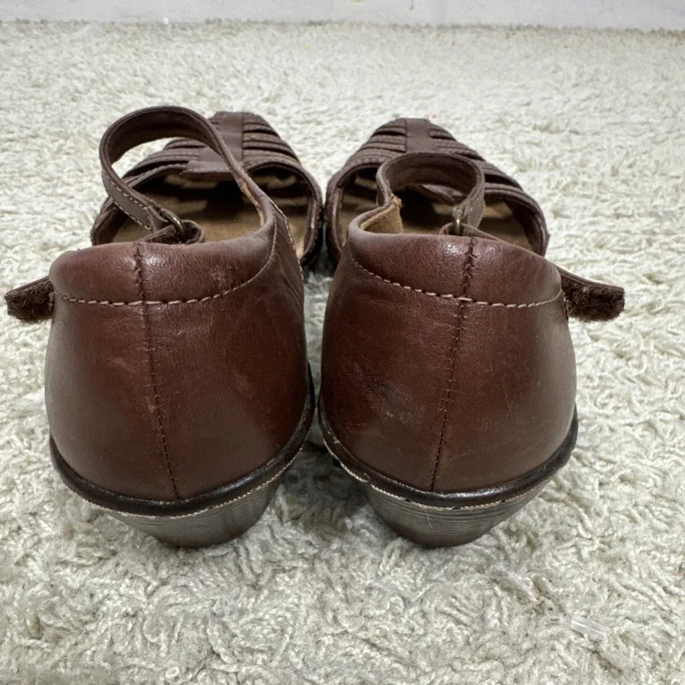 Clarks‎ Wendy River Brown Leather Closed Toe Comfort Shoes Womens 9M Wedge Work